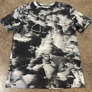 Under Armour Black and Gray HeatGear Shirt
